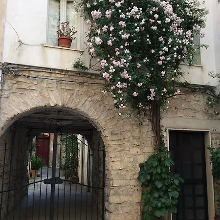 住宿加早餐酒店 La Corte 丰迪